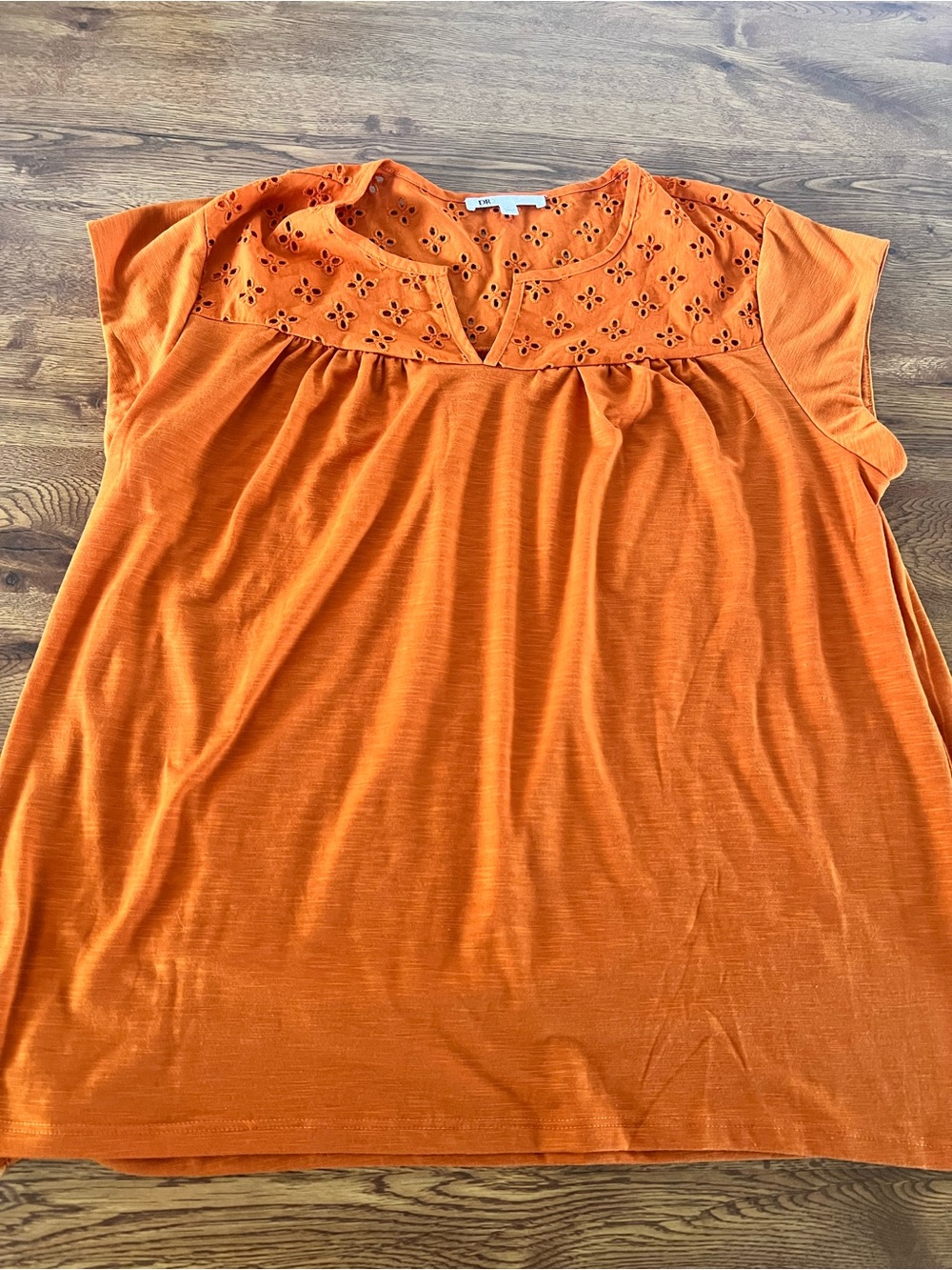 Womens DR2 Orange Eyelet Short Sleeve Blouse Size Large